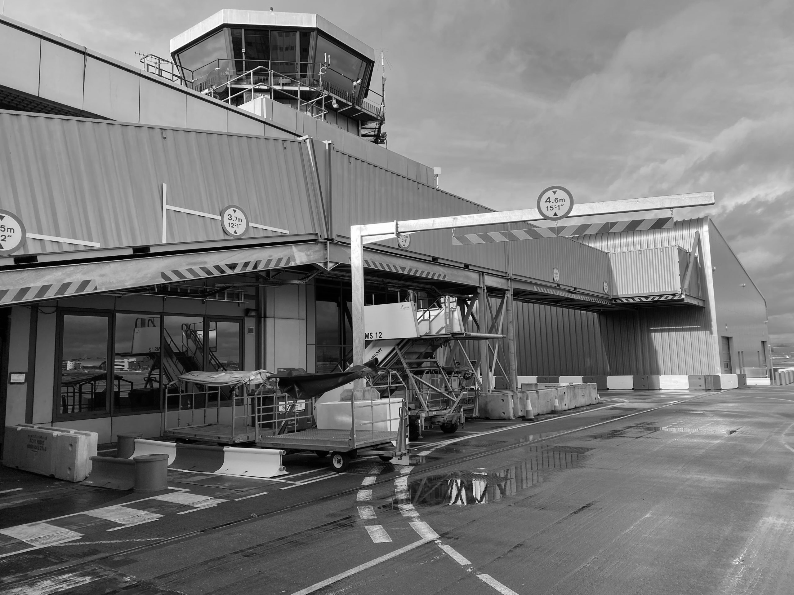 LONDON CITY AIRPORT BAGGAGE HANDLING FACILITY